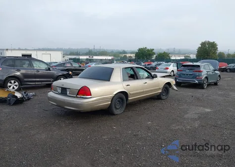 2000 Ford Crown Victoria Lx from USA, damaged, VIN 2FAFP74W8YX118071